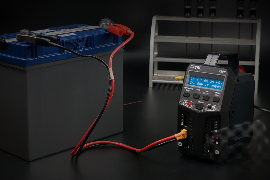 Modelářská multifunkční nabíječka SKY RC T200 2x100W