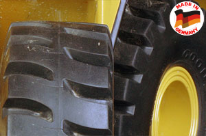  NAKLADAČ CAT 966 II