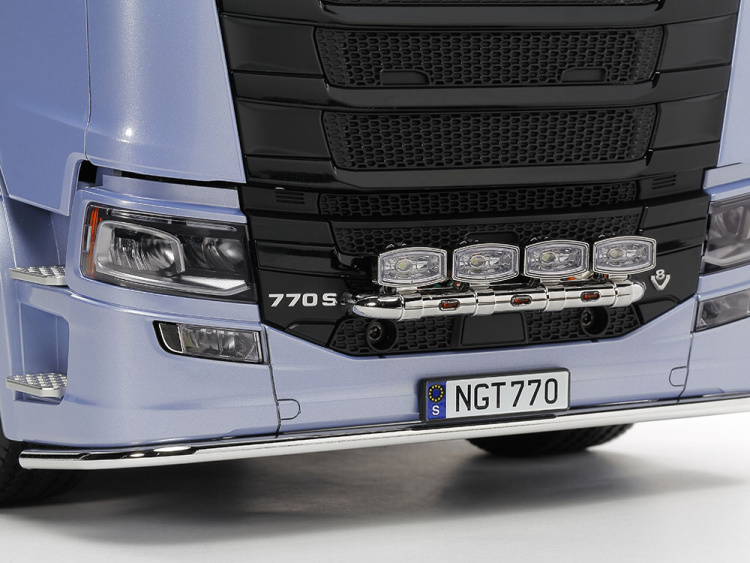 SCANIA 770 S 6x4 - Silver edition