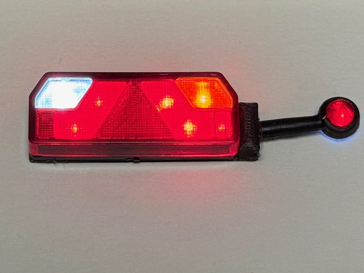 TYKADLA pro SVĚTLA ZADNÍ 7-DÍLNÁ konverzní set